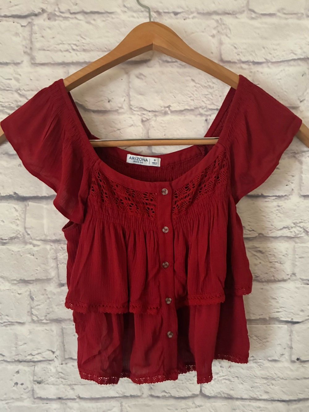 Arizona Jean Company Red Ruffle Button-Front Women's Top Fairycore Small